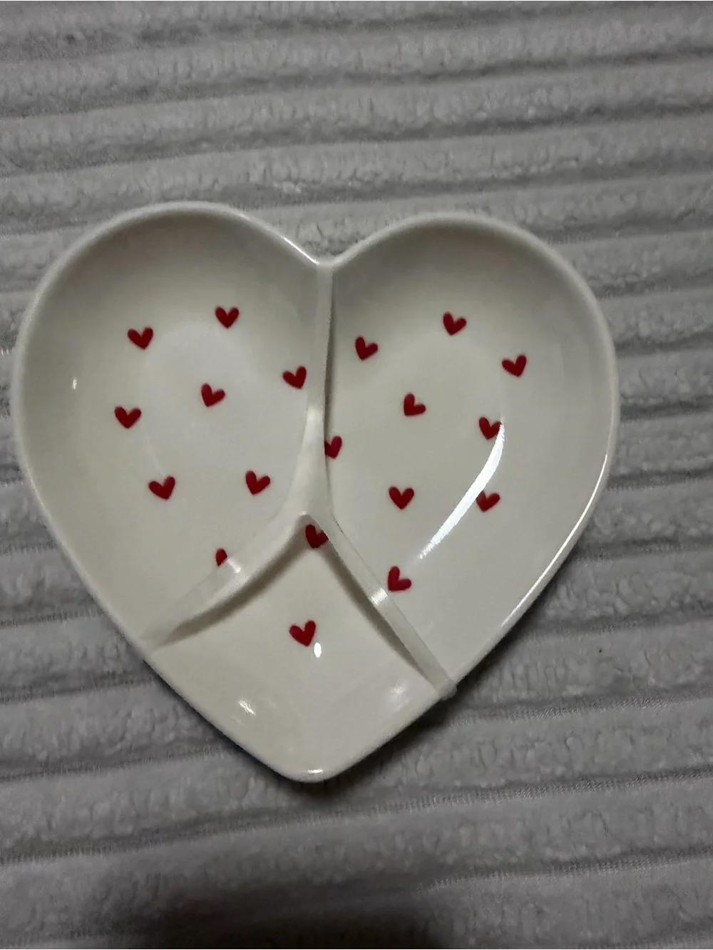 4 Heart-Shaped Divided Plastic Serving Bowl with Red Heart Accents